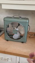 Load and play video in Gallery viewer, Video showing the fan in working condition

