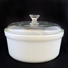 Load image into Gallery viewer, Vintage 1.5 Quart White Milk Glass Hospitality Ovenware Lidded Round Casserole 1437, Anchor Hocking
