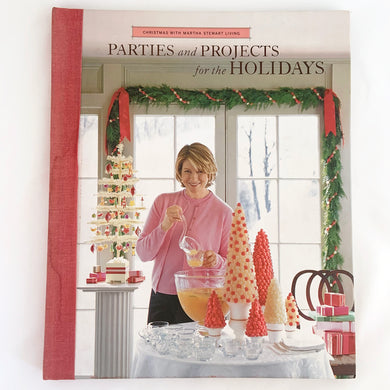 What's Christmas without a little Martha Stewart influencing the celebration?  Create your own unique holiday celebration with the help of the fourth book in the popular 