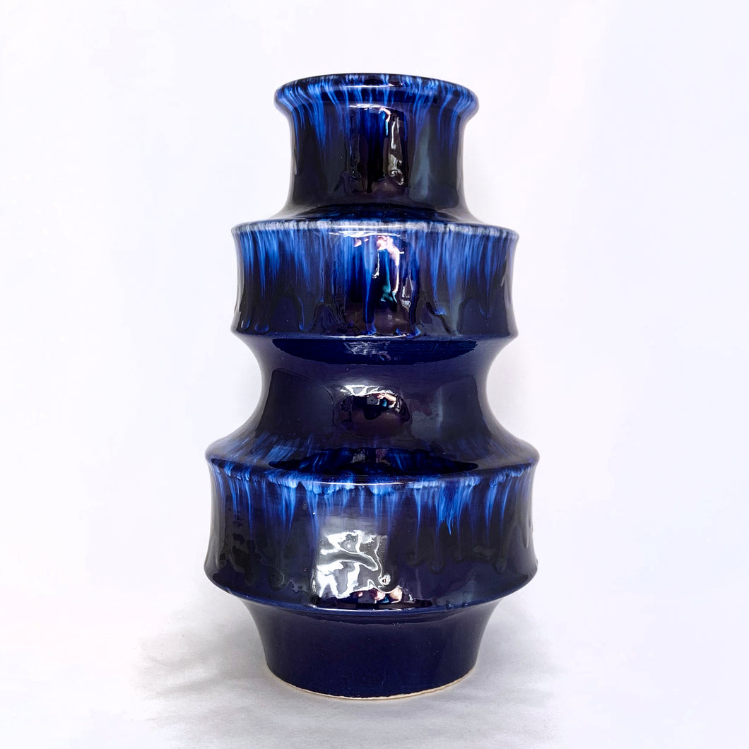 Vintage cobalt blue Pagoda shaped pottery vase, shape 267-25. Produced by Scheurich Keramik, West Germany, circa 1960s. This vase has a distinctive Asian style and would be a perfect addition to both modern and vintage decor. Could also be converted to a lamp base.  Measures 5
