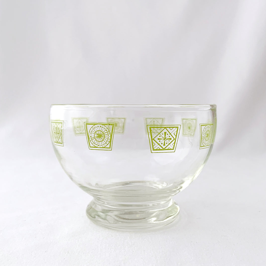 Great set of six vintage dessert cup bowls with green graphic illustrations. Produced by the Dominion Glass Company, circa 1970s.  In excellent condition, free from chips/cracks.  Measures 2-1/2