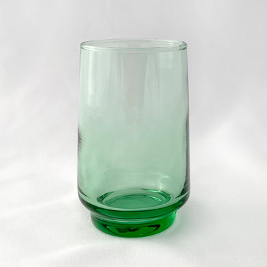 Vintage Mid Century Mid-Century Modern MCM Set Six 6 Emerald Green Finlandia Juice Glasses Anchor Hocking USA retro beverage drinking glass tableware glassware housewares cocktail bar barware cart Entertain Party flea market style home kitchen Unique Gift Freelton Hamilton Toronto Canada Shop Store Community Vendor Seller Reseller