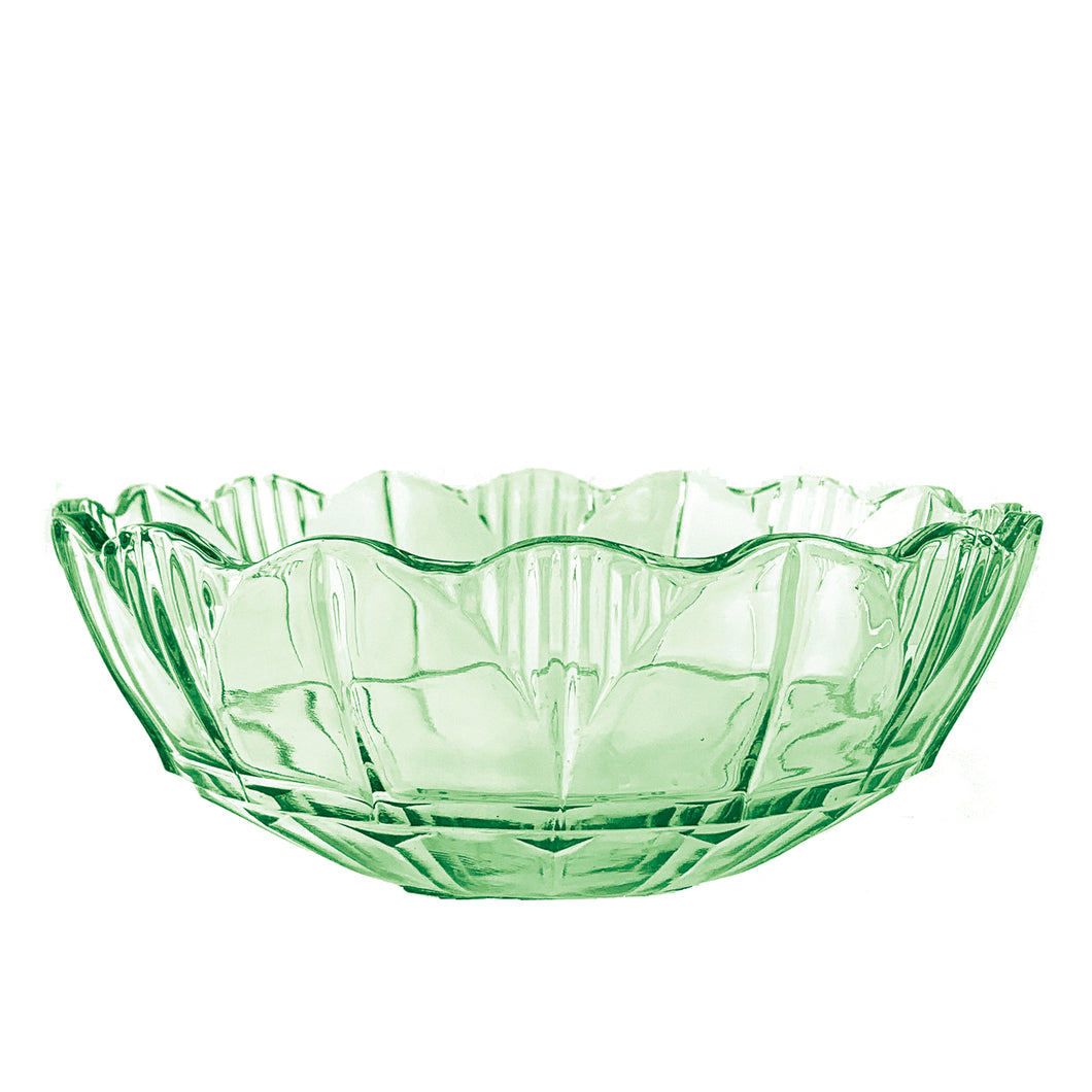 This authentic art deco green depression glass serving bowl from the 1930s boasts a gorgeous scalloped edge and ribbed detail with a central Moroccan star for a one-of-a-kind statement piece. Perfect for serving desserts or as a chic catchall. Add sophisticated vintage flair to your home décor with this timeless piece.  In excellent condition, free from chips or cracks.  Measures 8 1/4 x 3 1/4 inches