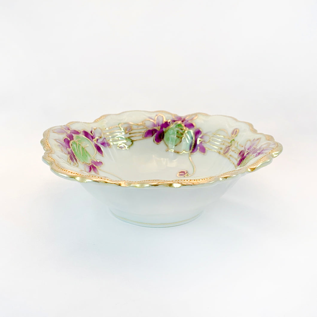 Antique Nippon Hand Painted Dessert Bowl Decorated Decorative Violets and Gold Moriage Vintage Home Decor Vanity Trinket Dish Shabby Chic Flea Market Style brocante victorian Japan Japanese art Freelton Antique Mall Toronto Canada