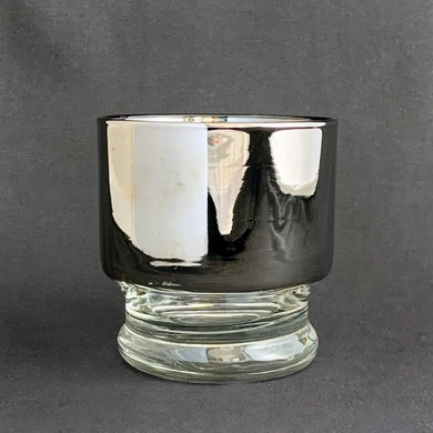 Mid-century vintage silver sided whisky cocktail glasses are perfect for any occasion. Set of four. Decorated with a silver sides and clear base. These will certainly add some vintage glamour to your bar cart!   In excellent condition, no chips or cracks.  Size: 2-3/4