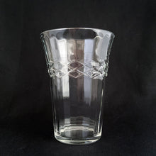 Load image into Gallery viewer, Lovely vintage &quot;621 Clear&quot; flat tumblers with ribbed sides and embossed crisscross bands on a classic flared shape. Crafted by Anchor Hocking, USA, circa 1920s. The perfect size for juice, martinis or bevie of your choice.  In excellent condition, free from chips.  Measures 2 5/8 x 3 3/4 inches
