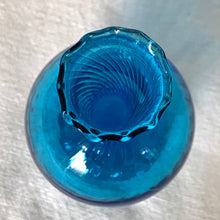Load image into Gallery viewer, Vintage pretty delicate frilled edge twisted glass applied hand blown clear glass foot 1960 to 1970s peacock electric blue art glass vase Murano Italy.
